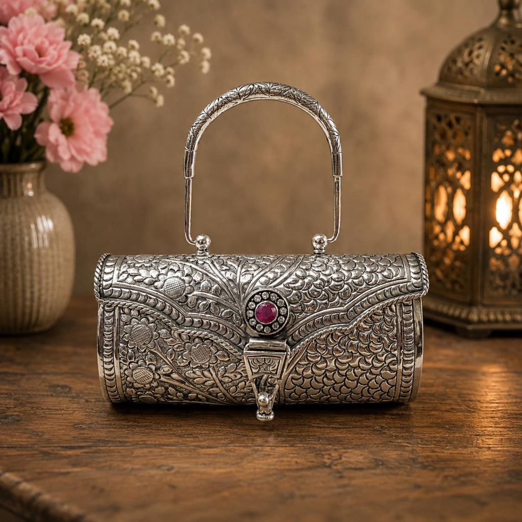 Antique Silver Purse – Single Ruby, Carved Arch Handle