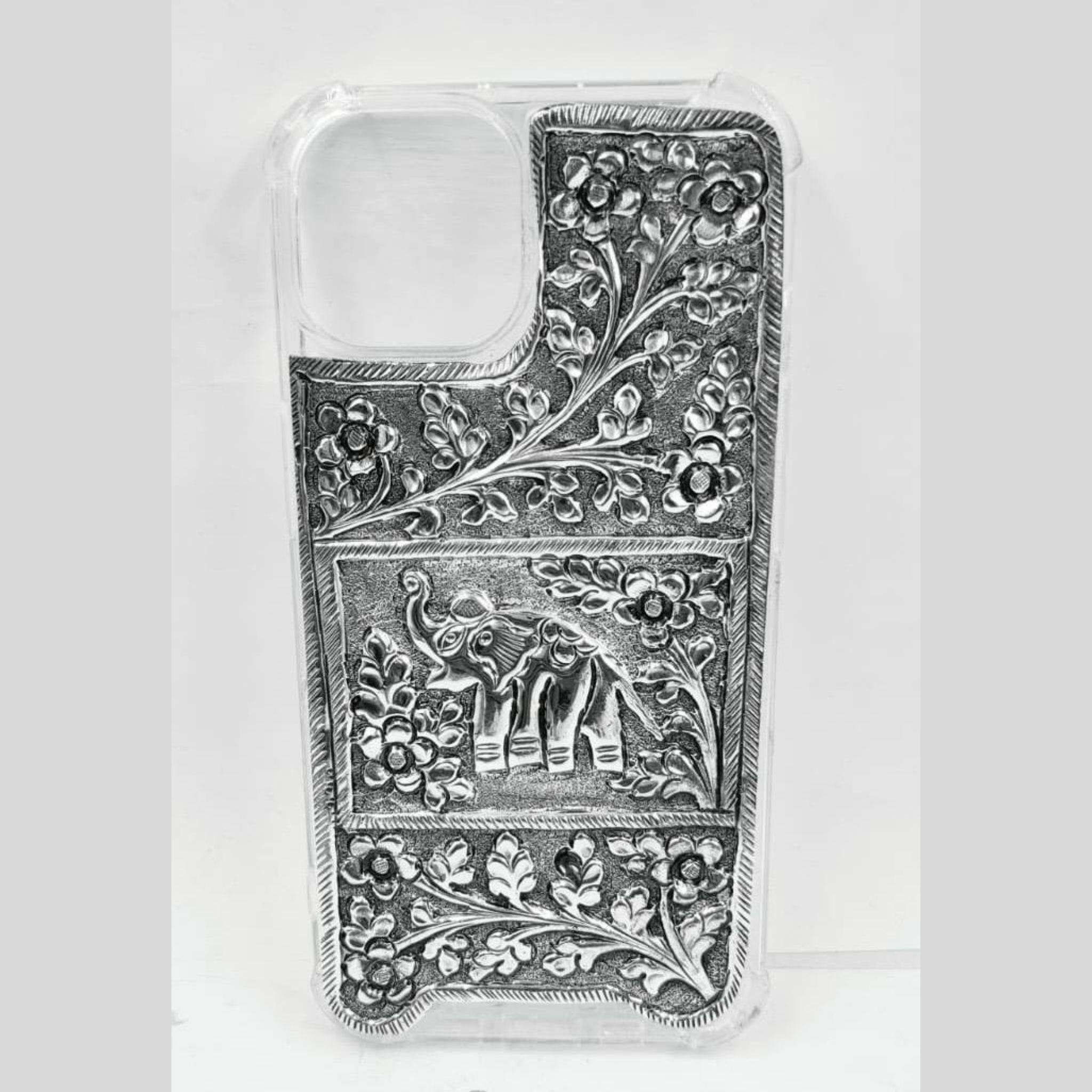 iPhone Cover – Floral Pattern with Elephant Motif