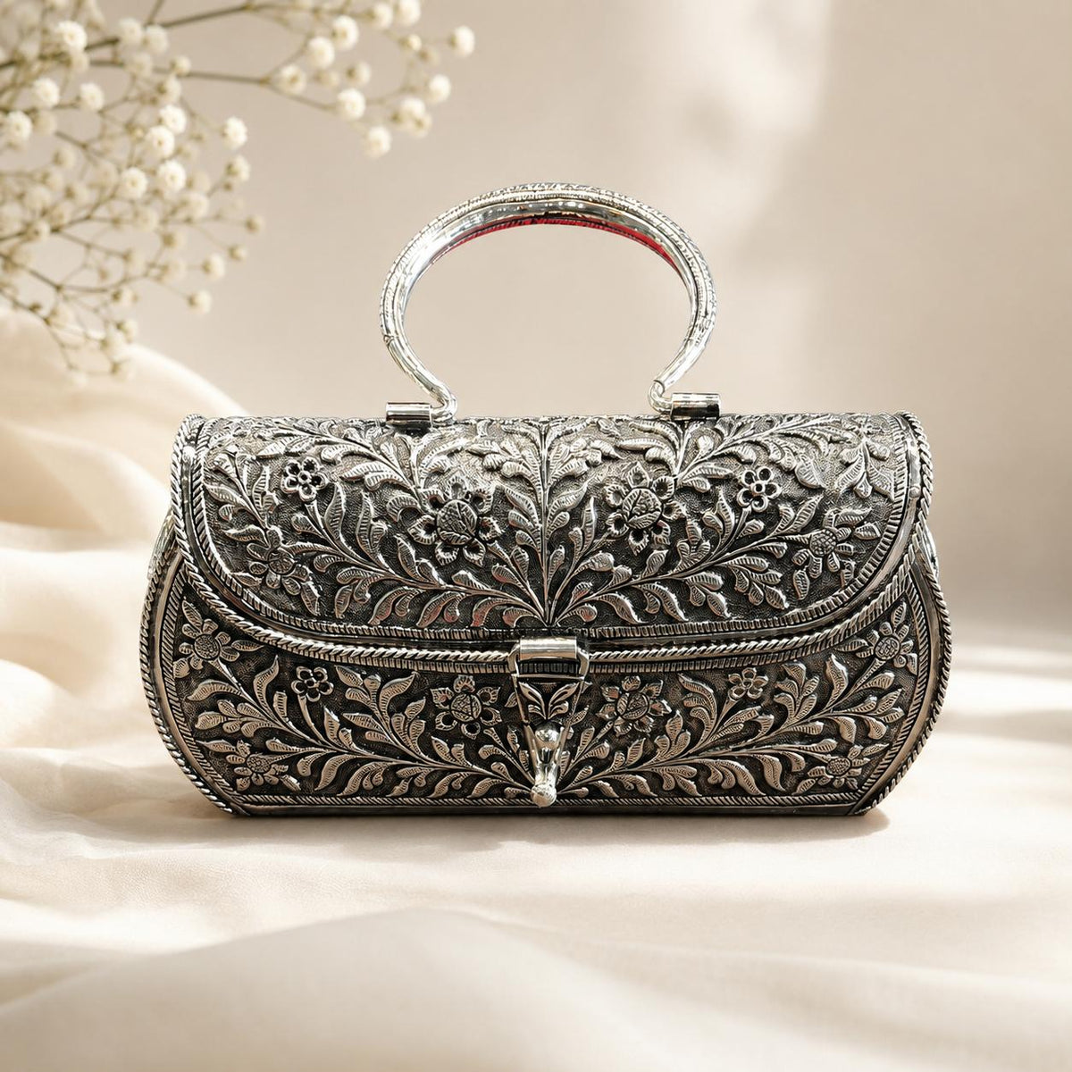 Antique Silver Purse – Floral Vine with Scattered Flower Medallions & Arch Handle