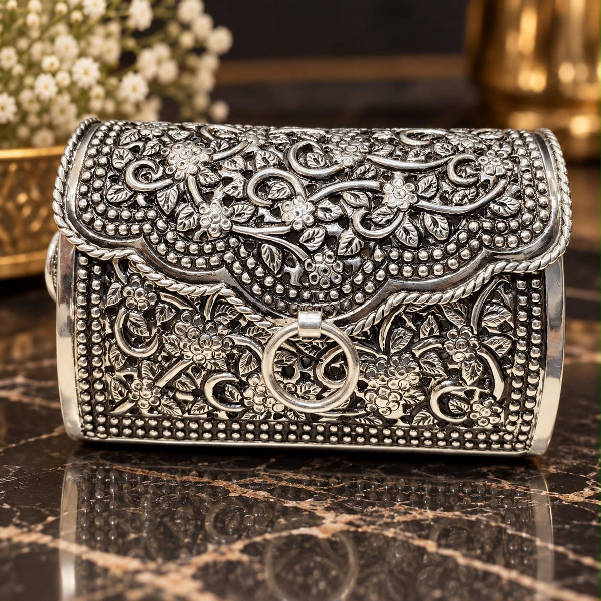 Antique Silver Purse – Herringbone & Twill Weave Texture with Rope-Trim Border (Copy)